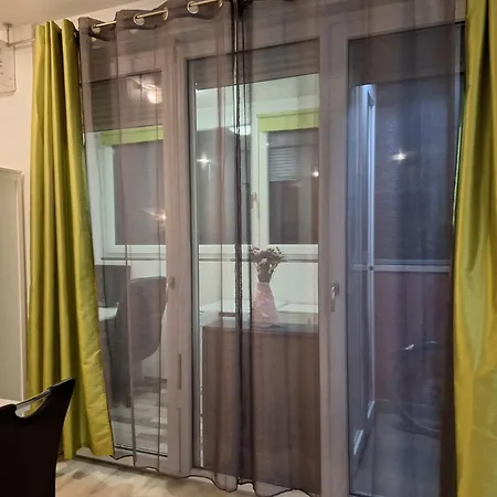 Lona Flat Appartamento *