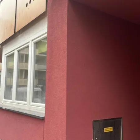 Lona Flat Apartman