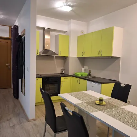 Daire Lona Flat Ljubljana